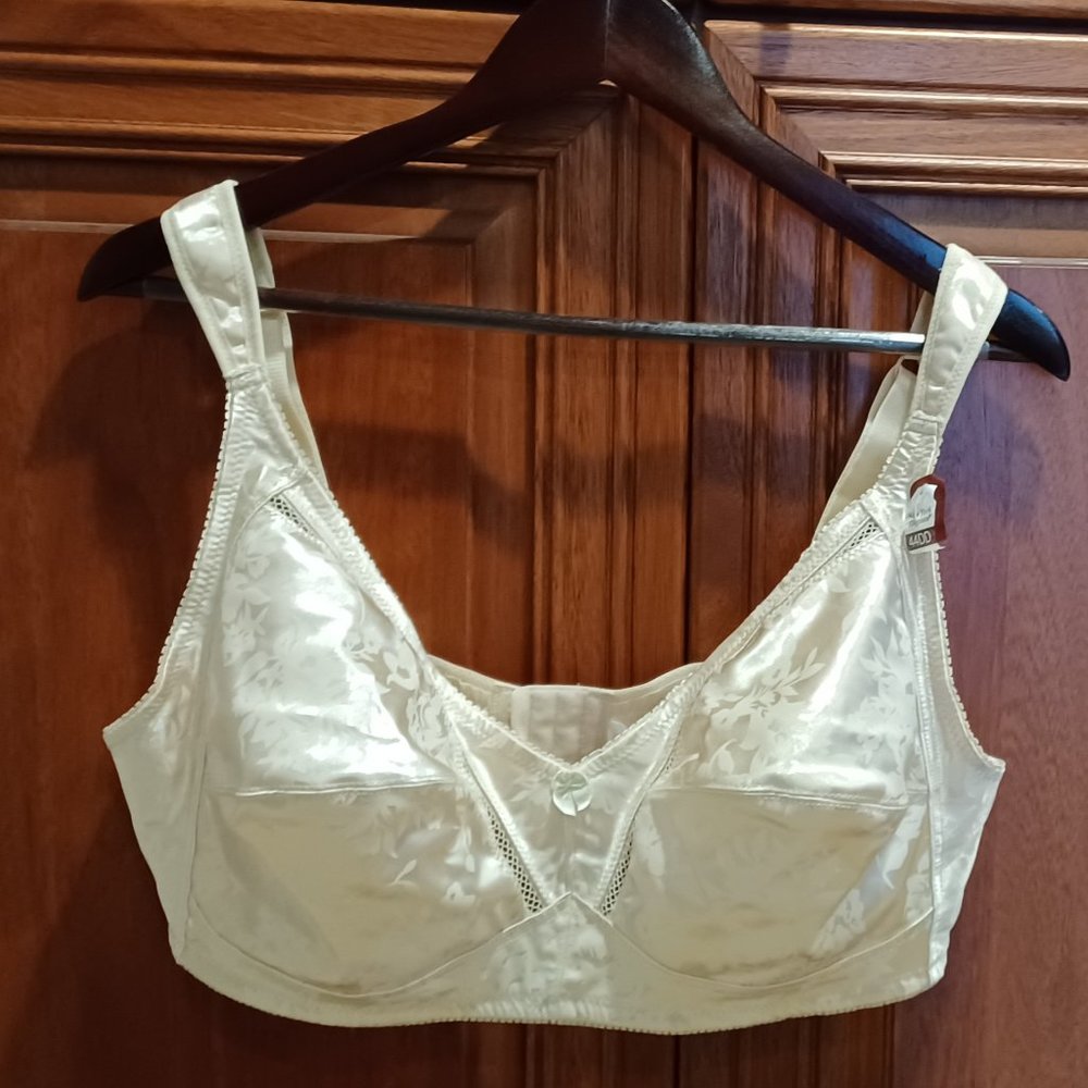 NY Elegance Bra, Beige, Satin Finish, 44DD